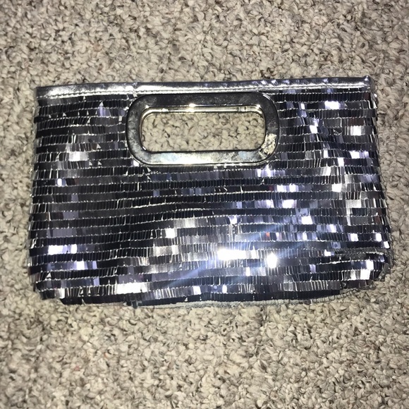 Formal clutch - Picture 6 of 10